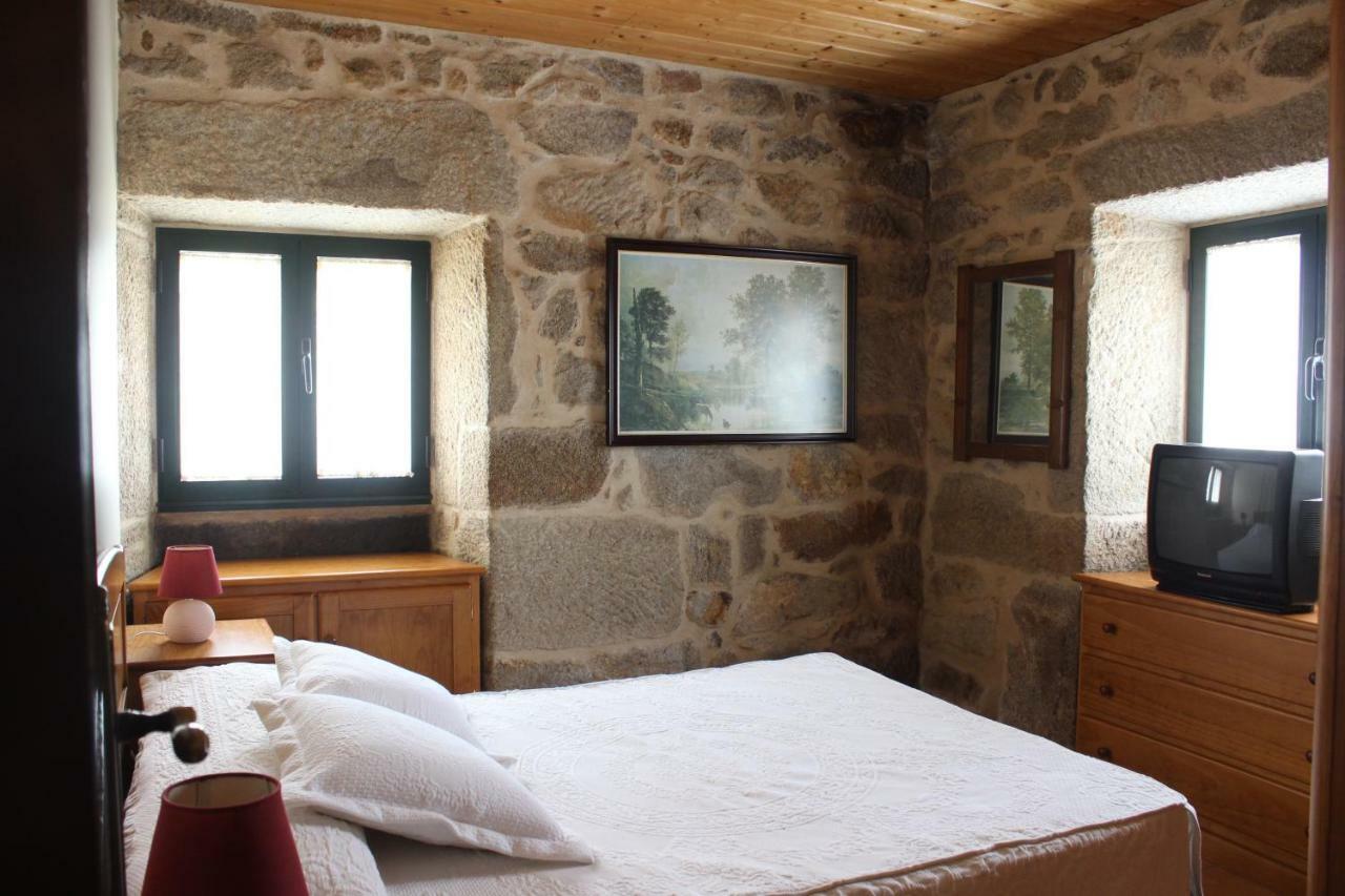 A Casina De Pedra Villa Noalla  Luaran gambar
